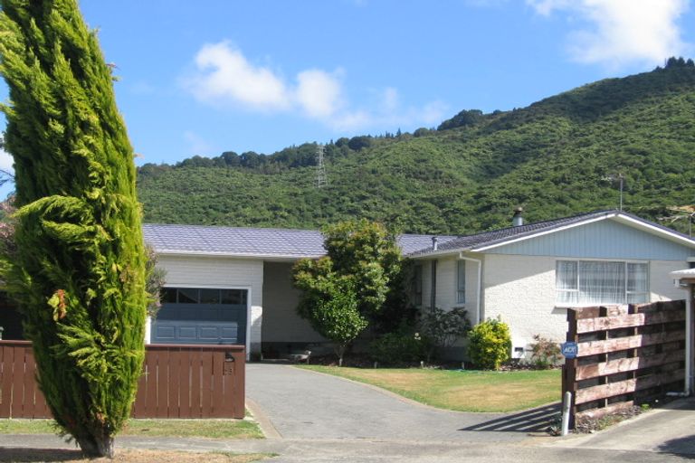 Photo of property in 23 Denver Grove, Totara Park, Upper Hutt, 5018