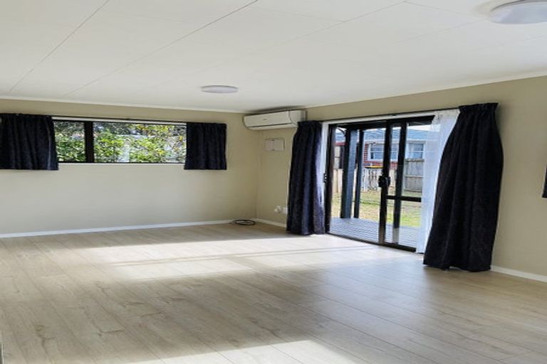 Photo of property in 29 Myers Road, Manurewa East, Auckland, 2102