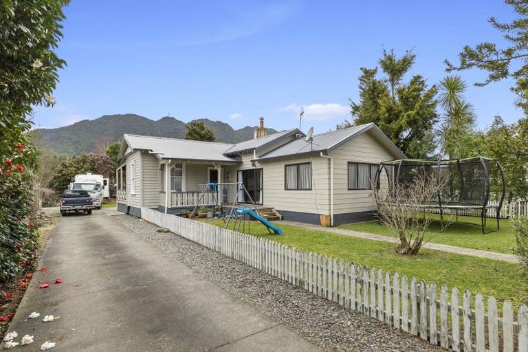Photo of property in 16 Stanley Avenue, Te Aroha, 3320