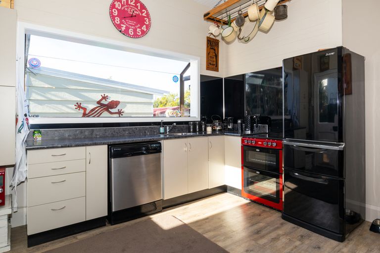 Photo of property in 30 Harper Street, Parkside, Timaru, 7910