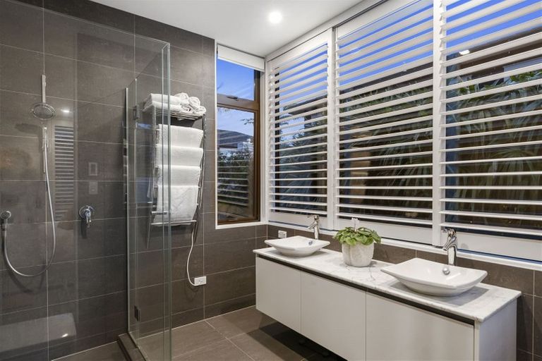 Photo of property in 2/7 Northumberland Avenue, Hauraki, Auckland, 0622