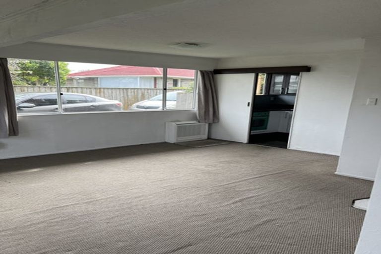 Photo of property in 8a Wainui Road, Waiwhetu, Lower Hutt, 5010