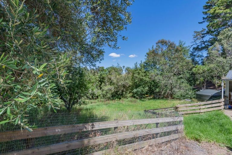 Photo of property in 110 Attwood Road, Paremoremo, Auckland, 0632