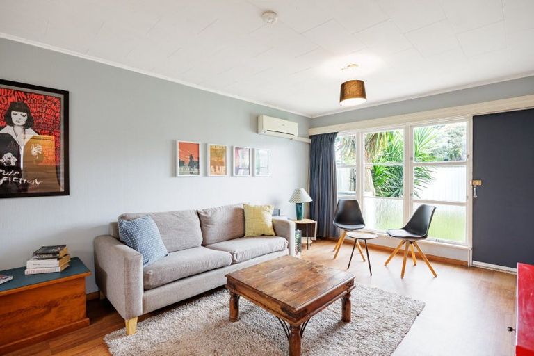 Photo of property in 56 Taradale Road, Marewa, Napier, 4110