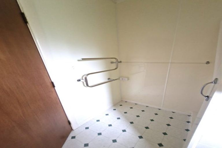 Photo of property in 15 Cook Street, Karori, Wellington, 6012