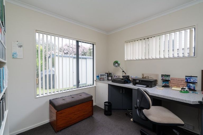 Photo of property in 2/4 The Grove, Nukuhau, Taupo, 3330