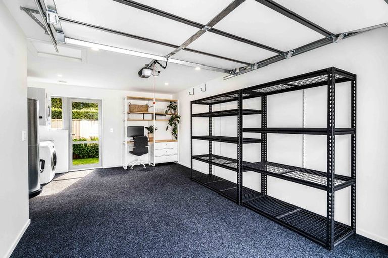 Photo of property in 2/3 Nyoli Street, Northcote, Christchurch, 8052