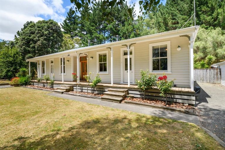 Photo of property in 512a Parewanui Road, Bulls, 4894