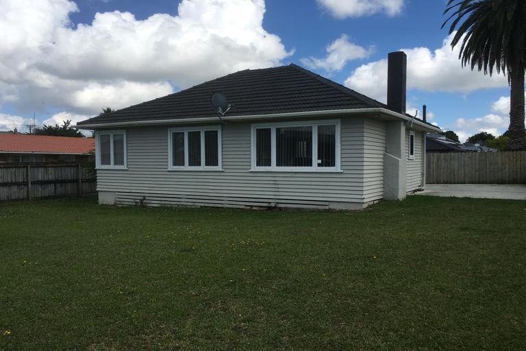 Photo of property in 5 Mahia Road, Manurewa, Auckland, 2102