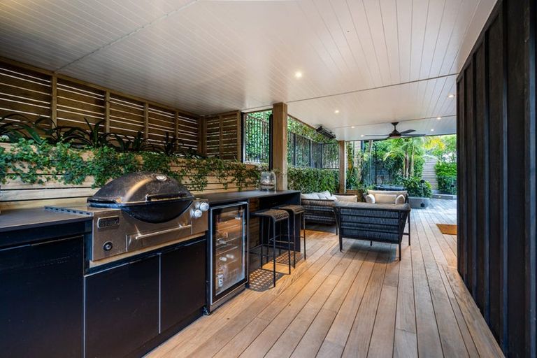 Photo of property in 57 Cilliers Drive, Silverdale, 0932