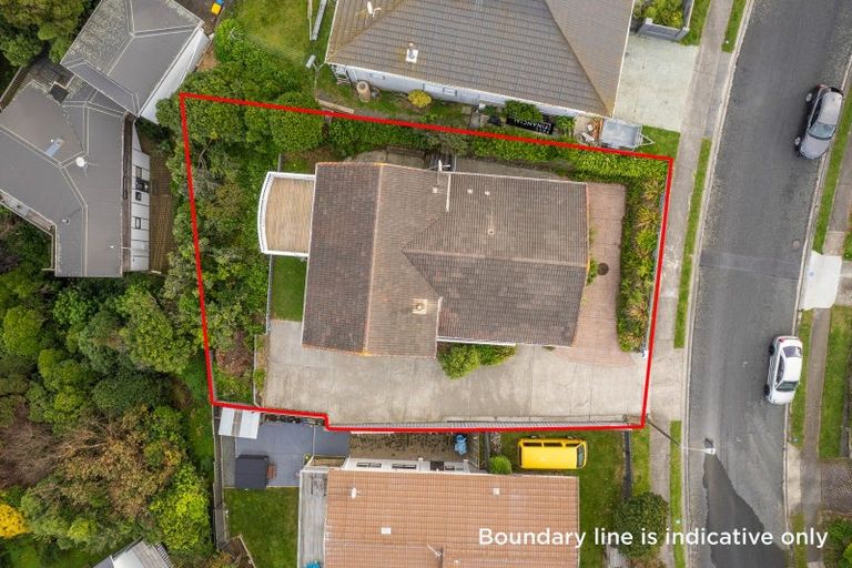 Photo of property in 22 Bodmin Terrace, Camborne, Porirua, 5026