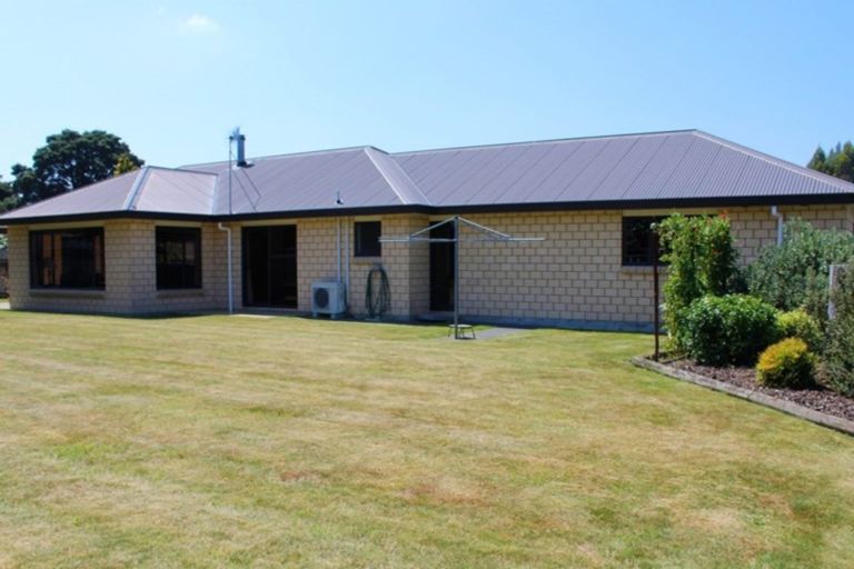 Photo of property in 8a Allan Street, Dannevirke, 4930