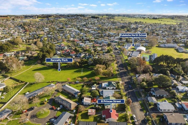 Photo of property in 8 Princes Street, Pukekohe, 2120