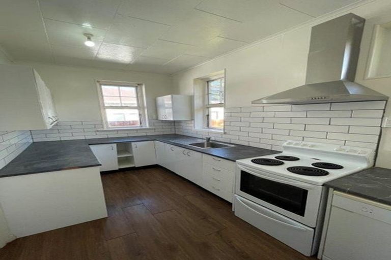 Photo of property in 17 Miro Street, Miramar, Wellington, 6022