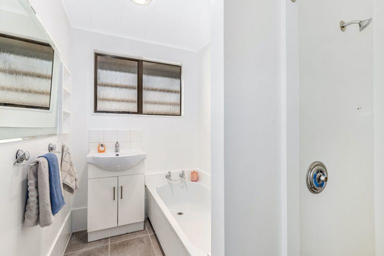 Photo of property in 7a Parkinson Close, Whitby, Porirua, 5024