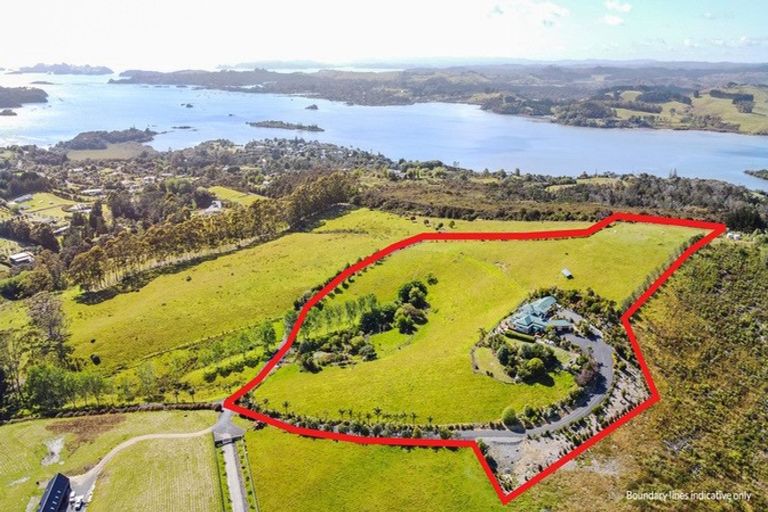 Photo of property in 10 Rangitane Road, Kerikeri, 0294