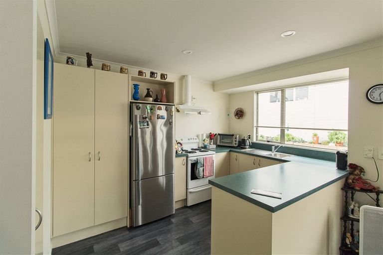 Photo of property in 2/92 Arthur Street, Seaview, Timaru, 7910