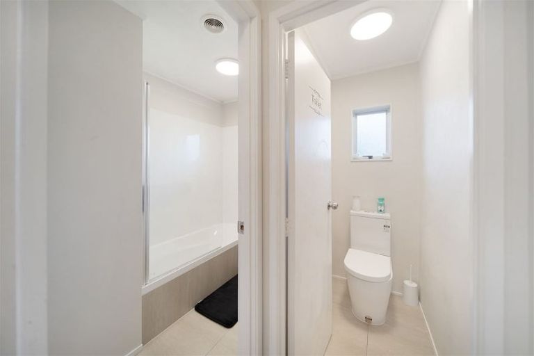 Photo of property in 2/22 Bingara Place, Favona, Auckland, 2024