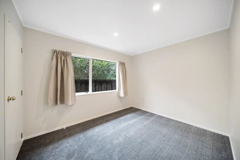 Photo of property in 100 Crawford Avenue, Mangere Bridge, Auckland, 2022