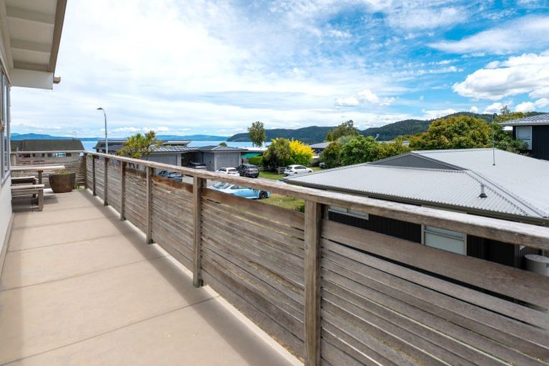 Photo of property in 11 Nisbet Terrace, Kinloch, Taupo, 3377