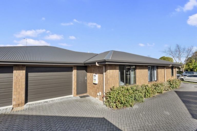 Photo of property in 10/31 Jones Crescent, Melville, Hamilton, 3206