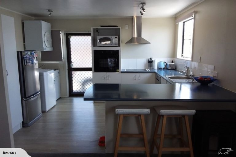 Photo of property in 4c Oak Avenue, Nawton, Hamilton, 3200