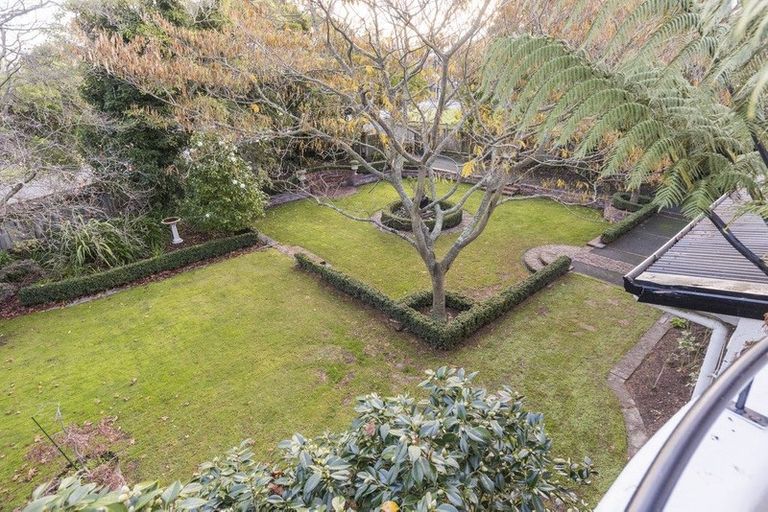 Photo of property in 9 Jickell Street, Hokowhitu, Palmerston North, 4410