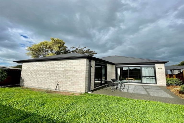 Photo of property in 3/14 Cotswold Avenue, Bishopdale, Christchurch, 8053