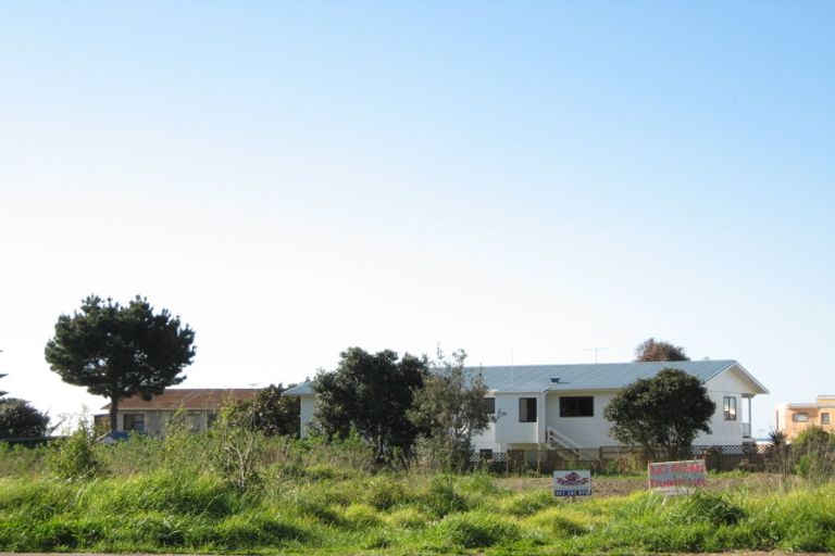 Photo of property in 323 Pohutukawa Avenue, Ohope, 3121