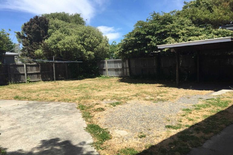 Photo of property in 104 Main North Road, Papanui, Christchurch, 8052