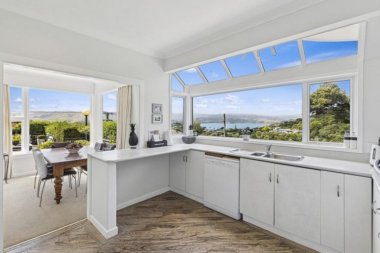 Photo of property in 31 Kiriwai Road, Paremata, Porirua, 5024