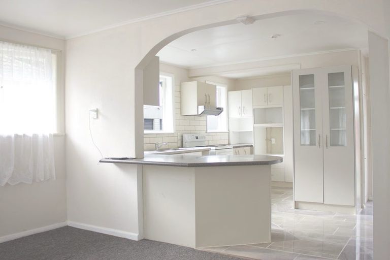 Photo of property in 37 Pearl Baker Drive, Otara, Auckland, 2023