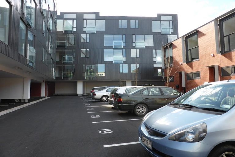 Photo of property in Nouvo Apartments, 4/21 Rugby Street, Mount Cook, Wellington, 6021