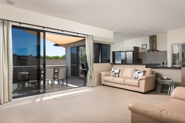 Photo of property in 24 Hawkridge Heights, Bethlehem, Tauranga, 3110