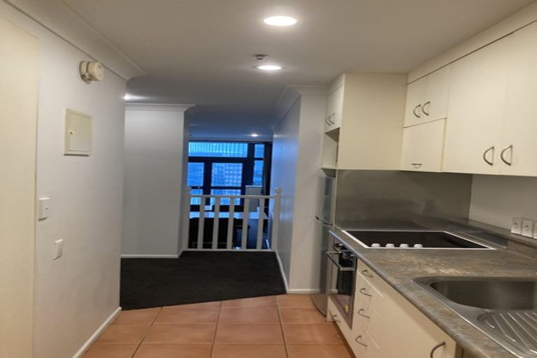 Photo of property in Terrace Garden Apartments, 8e/120 The Terrace, Wellington Central, Wellington, 6011