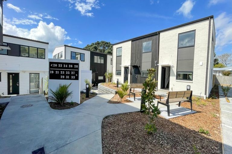 Photo of property in 7 Whanui Place, Mangere Bridge, Auckland, 2022