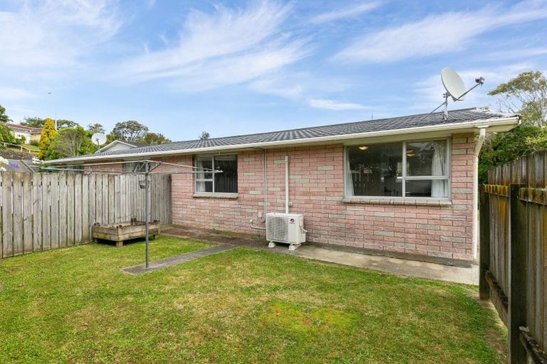 Photo of property in 183d Newlands Road, Newlands, Wellington, 6037