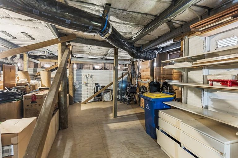 Photo of property in 7 Jubaea Place, Henderson, Auckland, 0610