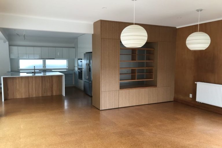 Photo of property in 11 Ngatoto Street, Khandallah, Wellington, 6035