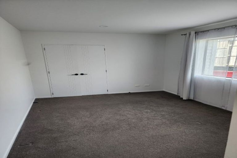 Photo of property in 7 Tautoru Avenue, Orewa, 0931