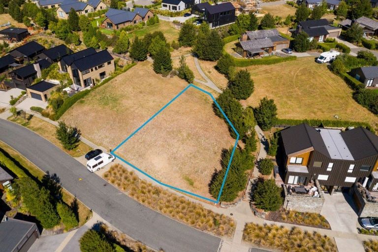 Photo of property in 25 Rannoch Drive, Jacks Point, Queenstown, 9371