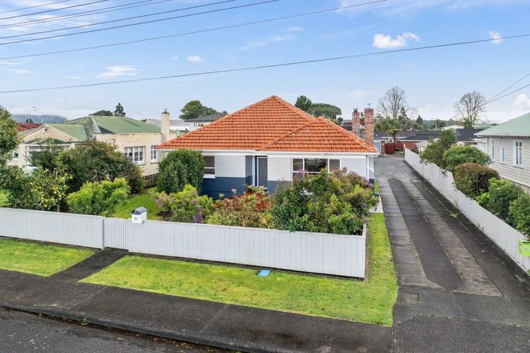 Photo of property in 5b Mair Street, Regent, Whangarei, 0112