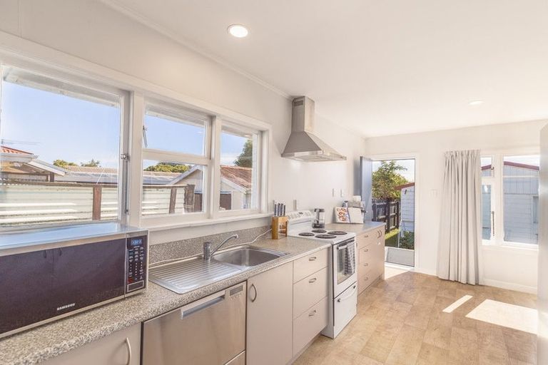 Photo of property in 427 Hills Road, Mairehau, Christchurch, 8052