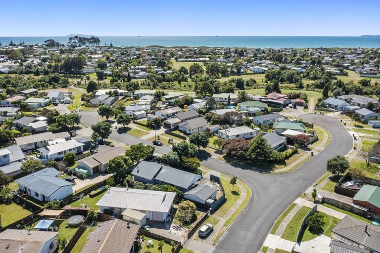 Photo of property in 1 Belray Place, Papamoa Beach, Papamoa, 3118