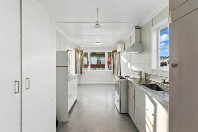 Photo of property in 13 Doon Street, Mosgiel, 9024