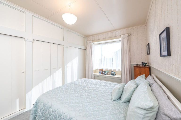 Photo of property in 17 Portal Street, Durie Hill, Whanganui, 4500