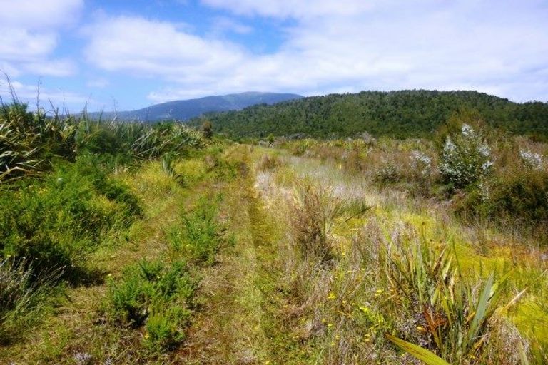 Photo of property in Moana-rotomanu Road, Moana, 7875