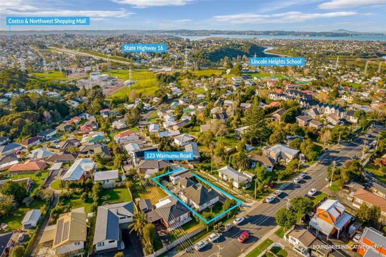 Photo of property in 123 Waimumu Road, Massey, Auckland, 0614