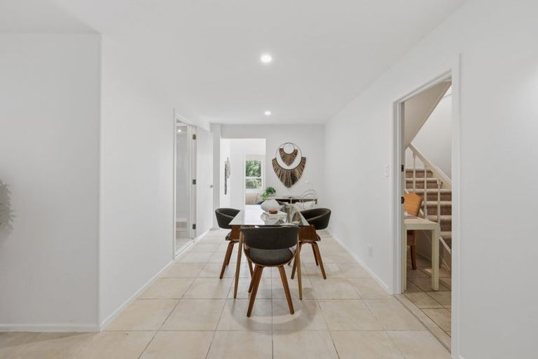 Photo of property in 10 Etherege Place, Howick, Auckland, 2014