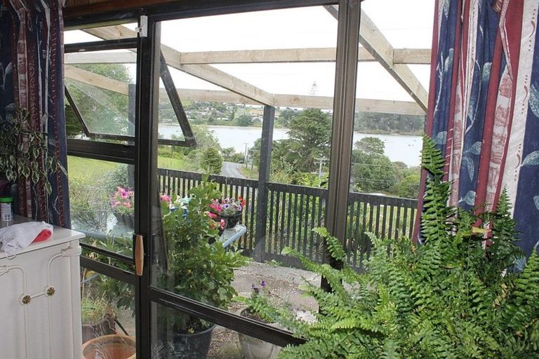 Photo of property in 1133 Whakapirau Road, Whakapirau, Maungaturoto, 0583